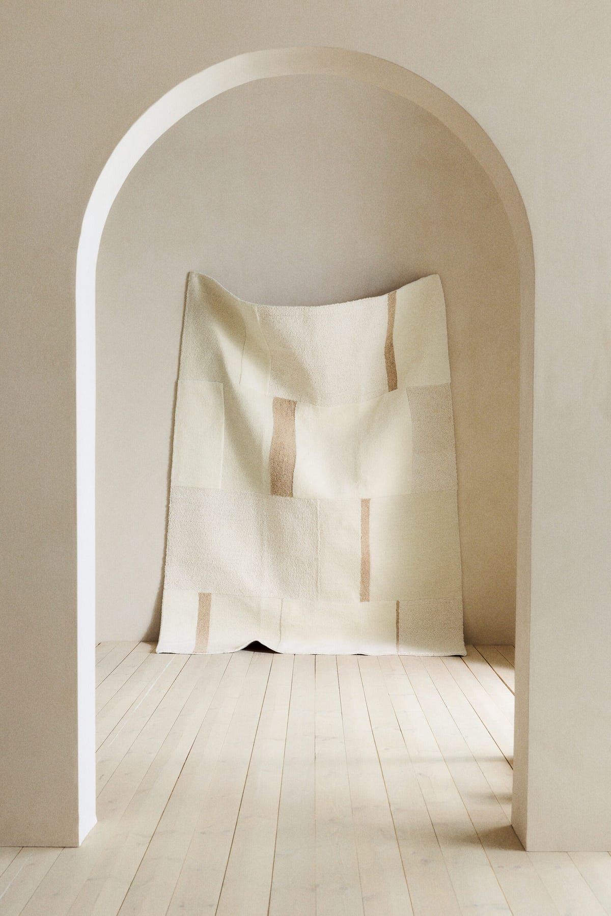 Wool Hm Rugs Textured Wool Rug | H&M UAE